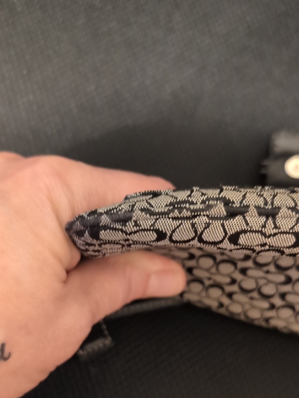 Vintage Coach Soho Wristlet - Picture 8 of 9